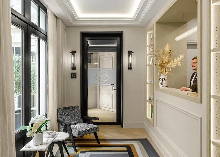 Black DoorHotel Parigi